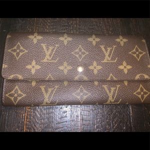 Louis Vuitton Sarah Wallet in GVC!